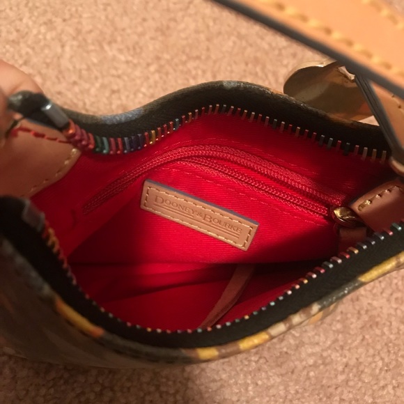 Dooney & Bourke wristlet - Picture 2 of 2
